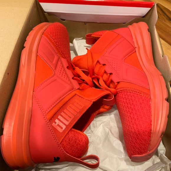 puma enzo high risk red